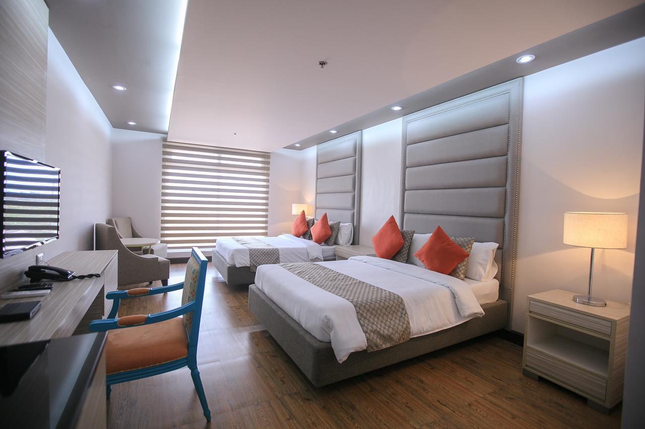 La Maja Rica Hotel Tarlac City Exterior foto